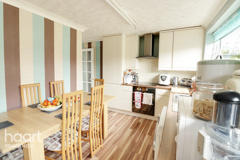 46 Agar Crescent, Bracknell, RG42 2BX