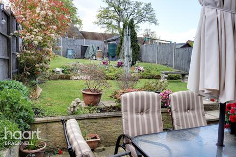 46 Agar Crescent, Bracknell, RG42 2BX
