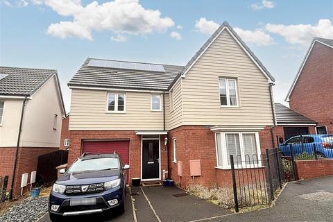 4 bedroom detached house for sale, Mulligan Drive, Exeter