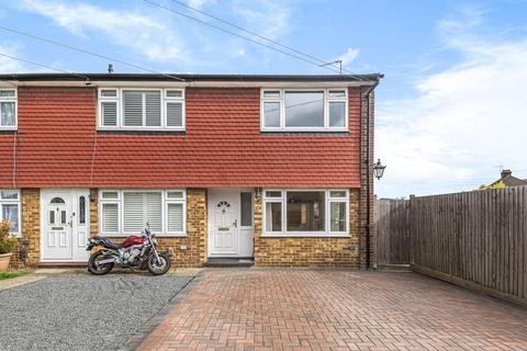 1 Templecroft, Ashford, TW15 1TJ