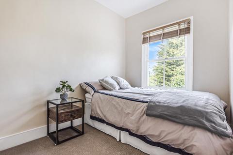 5 Cornflower Terrace, London, SE22 0HH