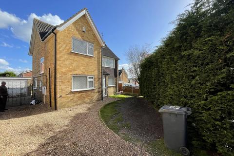 3 bedroom detached house to rent, Park Rise,  Leicester, LE3