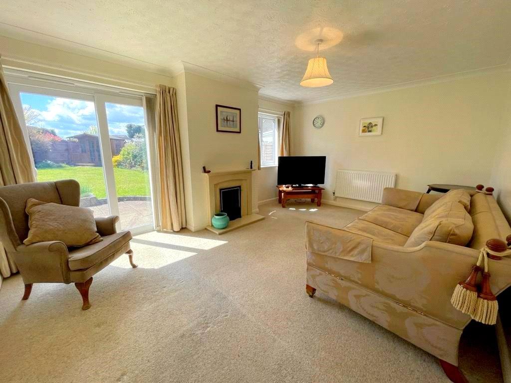 Bloxham Road, Broadway, WR12 2 bed bungalow £385,000