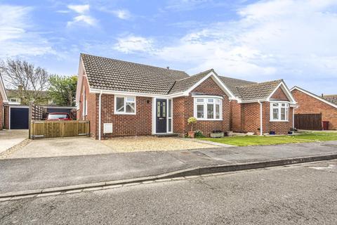 8 Bennetts Close, West Wittering, Chichester, PO20 8EP