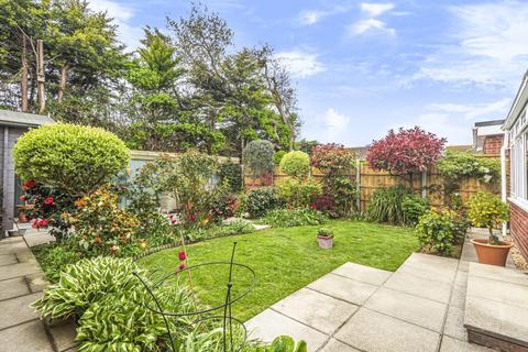 8 Bennetts Close, West Wittering, Chichester, PO20 8EP