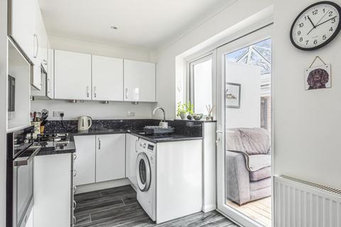 8 Bennetts Close, West Wittering, Chichester, PO20 8EP