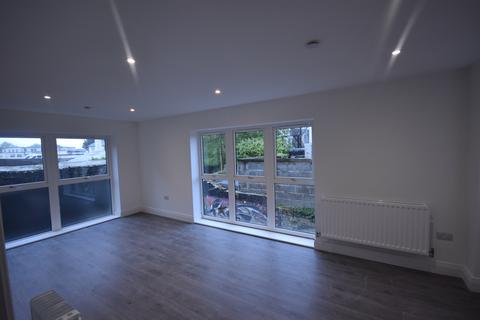 undefined, Market Square, 8B Market Square, Witney