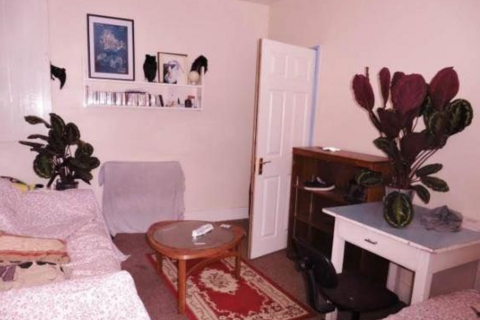 4 bedroom terraced house to rent, Bullingdon Road, Oxford