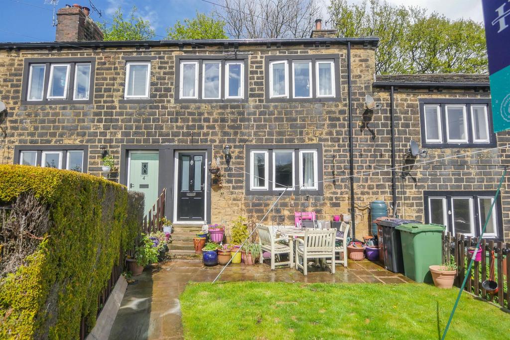 Woodfield Terrace, Pudsey, LS28 3 bed terraced house £200,000