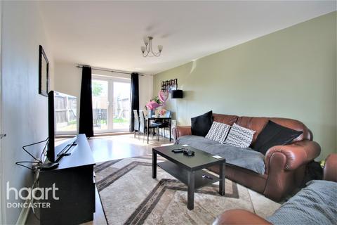 15 Ingram Crescent, Dunscroft, Doncaster, DN7 4JG