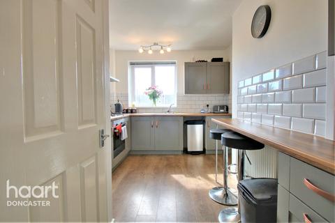 15 Ingram Crescent, Dunscroft, Doncaster, DN7 4JG