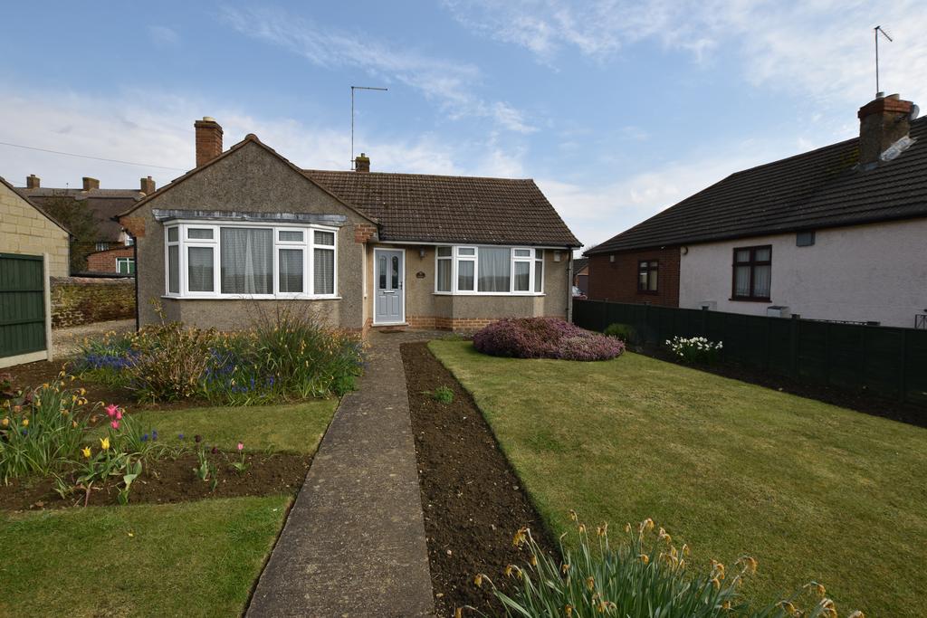 Bedford Road, Brafield on the Green... 2 bed semidetached bungalow £