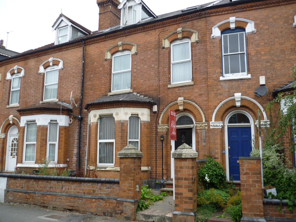 Stirling Road, Edgbaston, Birmingham B16 Studio to rent £375 pcm (£87 pw)