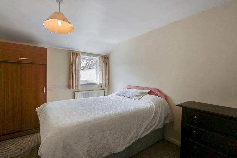 House 2 - Bedroom 1