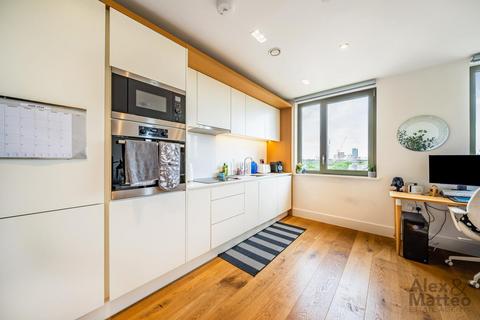 1 bedroom flat to rent, Odessa Street, Surrey Quays, SE16