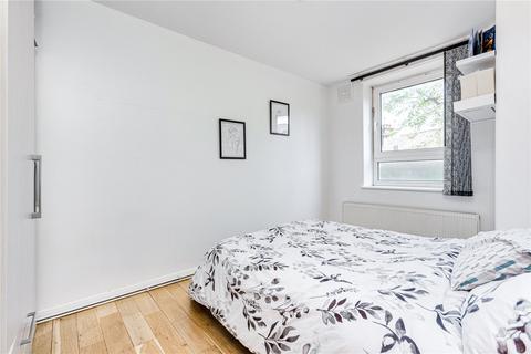 2 bedroom flat to rent, Blake House, York Road, London