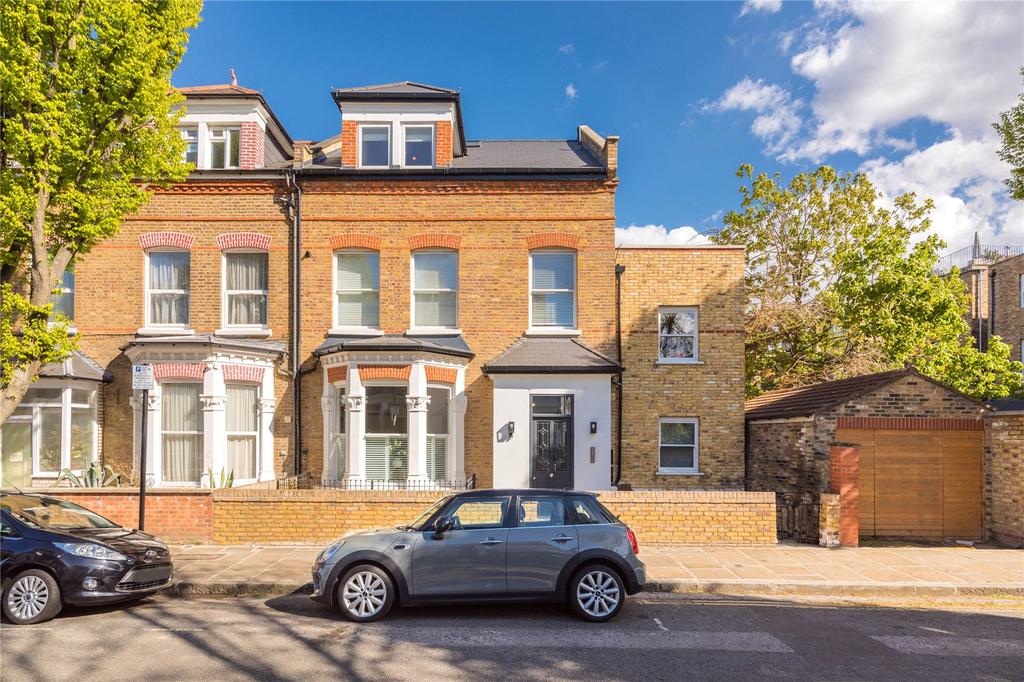 Adolphus Road, Finsbury Park, London 2 bed flat for sale £600,000