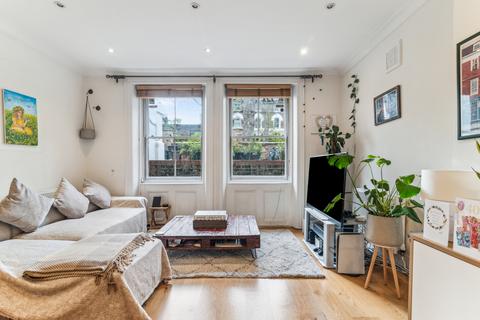 2 bedroom flat to rent, Highbury New Park, Islington, London