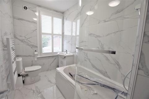 2 bedroom apartment to rent - Aldersbrook Road, London, Greater London. E12 5HH