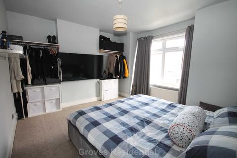 1 George Road, New Malden, KT3 6BT