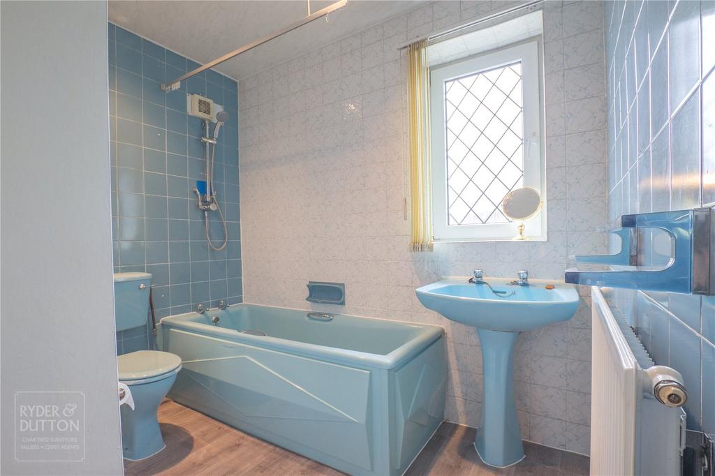 Bathtoom