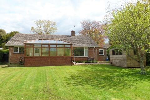 3 bedroom bungalow to rent - Refurbished 3 Bed Bungalow Available early February 2022.