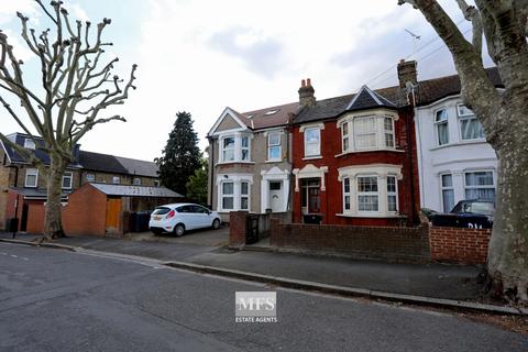 36 Grosvenor Road, Southall, UB2 4BP