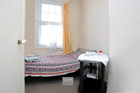 36 Grosvenor Road, Southall, UB2 4BP
