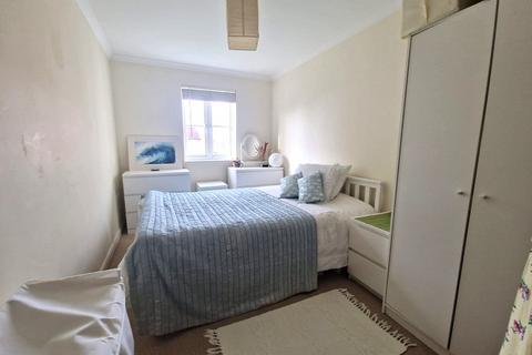 1 bedroom flat to rent, Shore Road, Warsash, Southampton, Hampshire. SO31 9EY