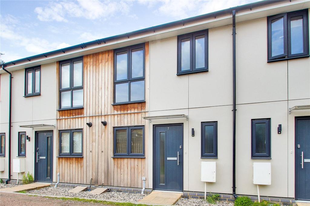 Darnley Road, Grays, Essex, RM17 2 bed terraced house £280,000