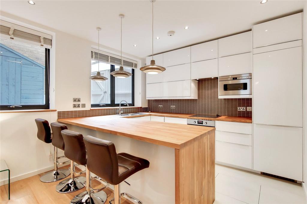 Reception/Kitchen