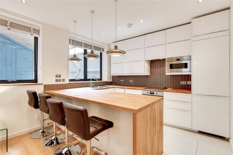 1 bedroom apartment to rent, North Mews, London, WC1N
