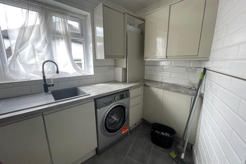 2 bedroom apartment for sale - Montpelier Rise, Wembley, HA9