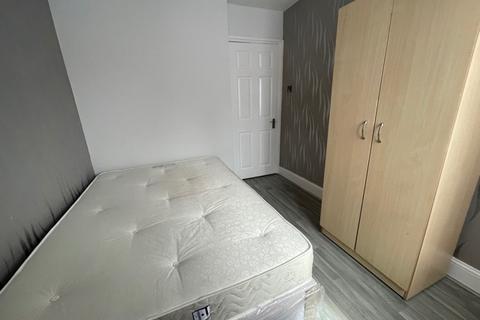 2 bedroom apartment for sale - Montpelier Rise, Wembley, HA9