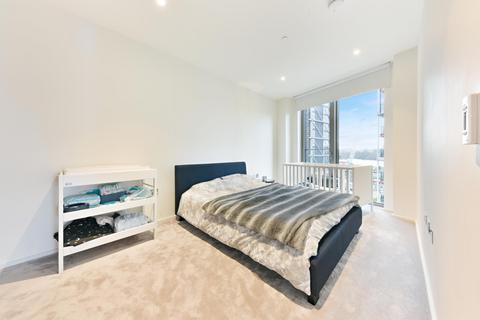 1 bedroom flat to rent, Capital Building, Embassy Gardens, London, SW11