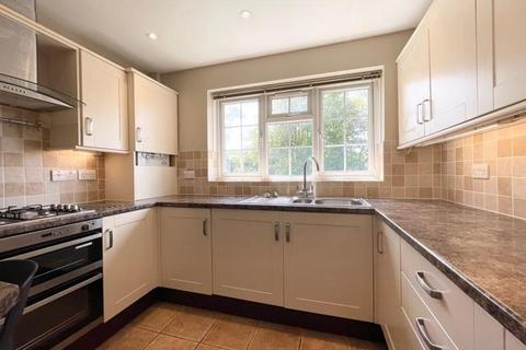 2 bedroom apartment to rent, Stanhope Road, Highgate, N6