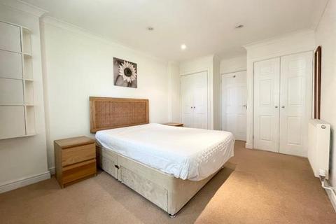 2 bedroom apartment to rent, Stanhope Road, Highgate, N6