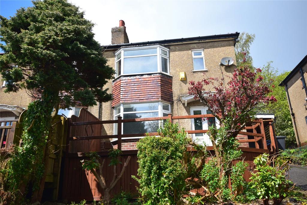 Braeside, Blackburn, BB2 3 bed semidetached house £750 pcm (£173 pw)