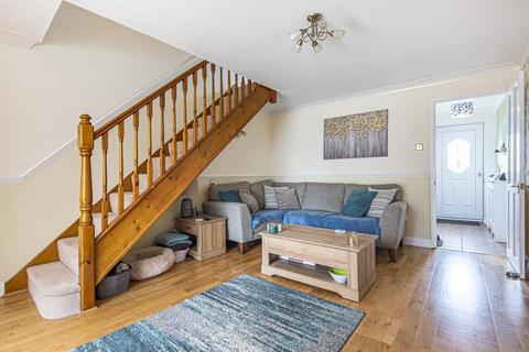 14 Lancaster Place, Carterton, OX18 3ET