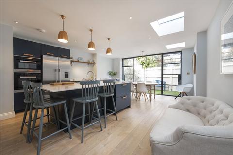 105 Marney Road, London, SW11 5EW