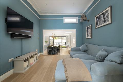 105 Marney Road, London, SW11 5EW