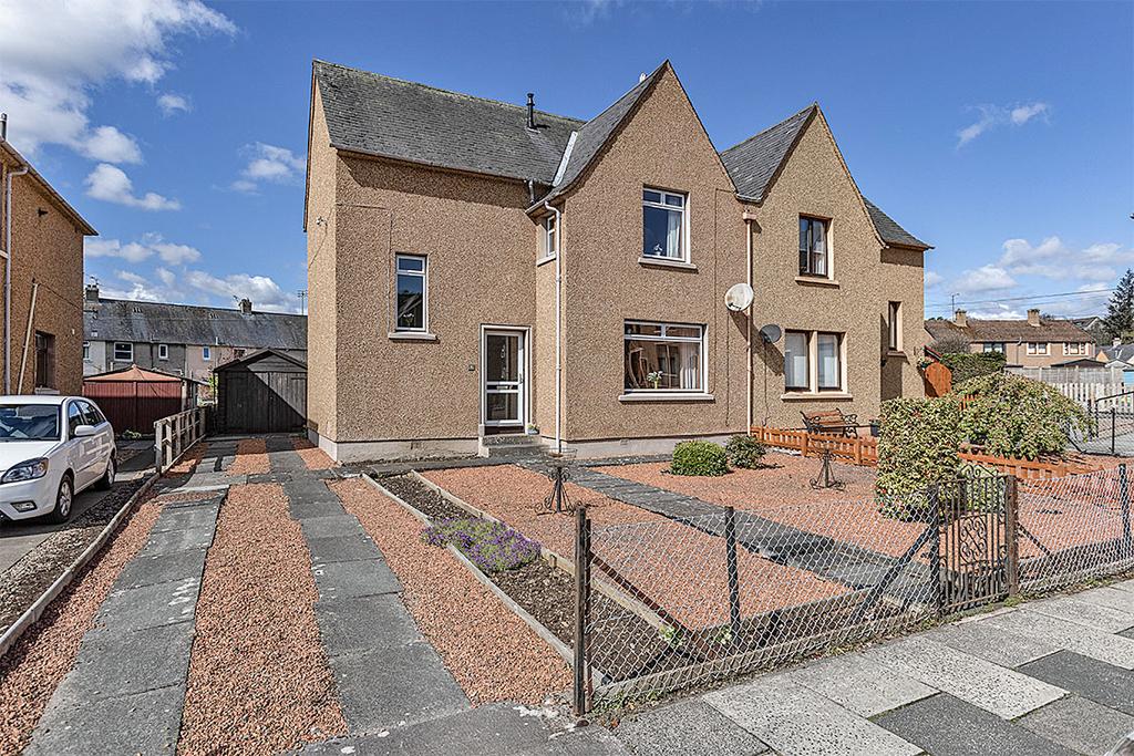 5 Inch Gardens, Kelso TD5 7JS 4 bed semidetached house £145,000