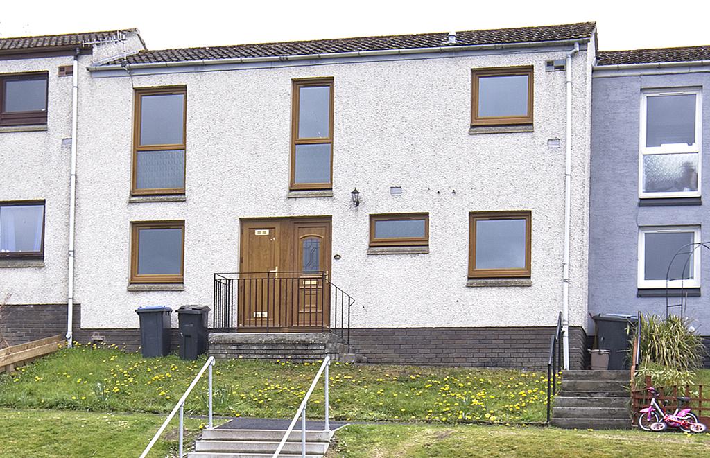 26 Kilnknowe Place, Galashiels TD1 1RH 3 bed property £125,000