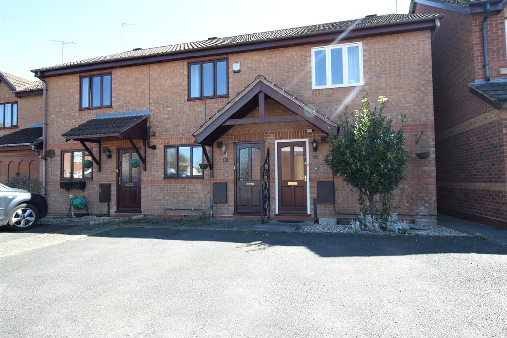 Tabbs Gardens, Kidderminster, DY10 2 bed end of terrace house £155,000