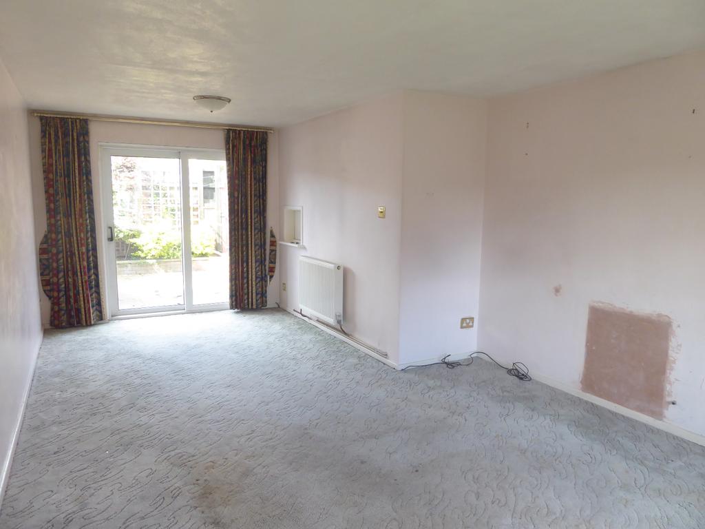 High Furlong, Banbury 2 bed end of terrace house £189,950