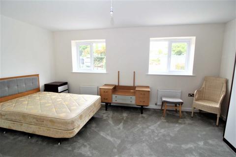 16 Buzzard Rise, St Anns Chapel, Gunnislake, PL18 9FL