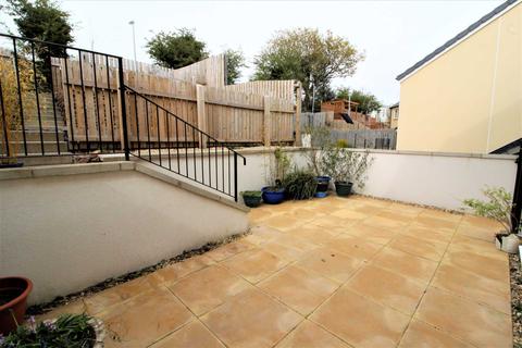 16 Buzzard Rise, St Anns Chapel, Gunnislake, PL18 9FL
