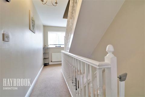 30 Hills Close, Mexborough, S64 9PB