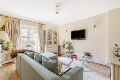 Henry Halsey Court Henley Park, Normandy, Guildford, GU3 2BZ