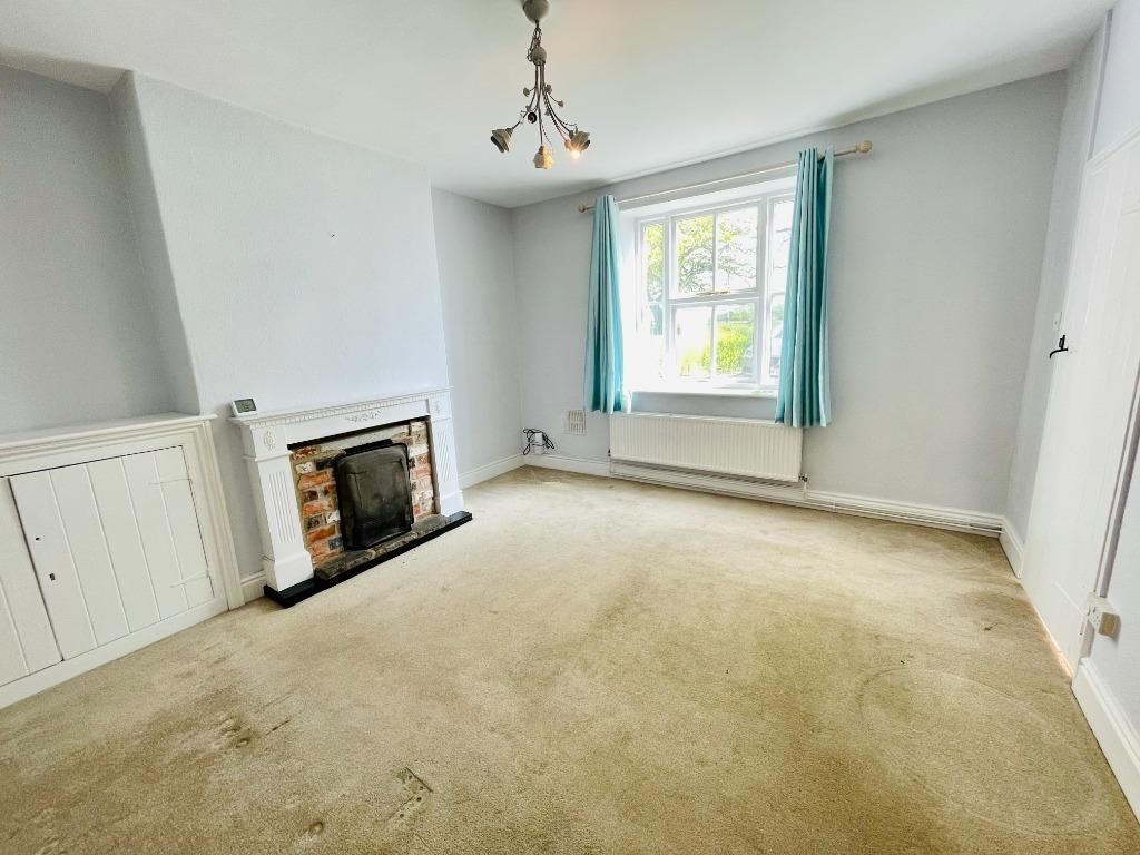 London Road, Bracebridge Heath, Lincoln, LN4 3 bed semidetached house